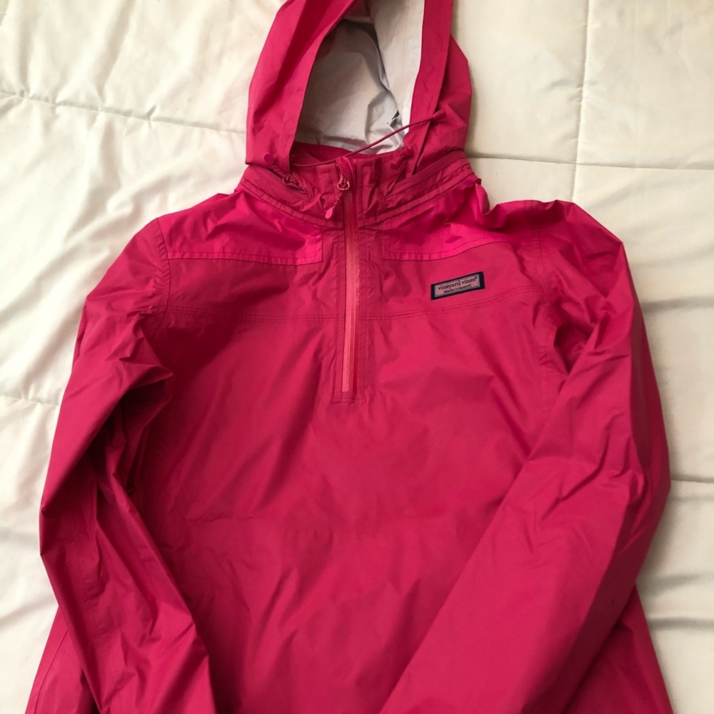 Vineyard vines rain coat